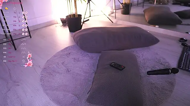 VanessaSimon online show from February 2025 12:16:01 PM