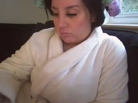 magical mia online show from February 2025 03:52:01 PM