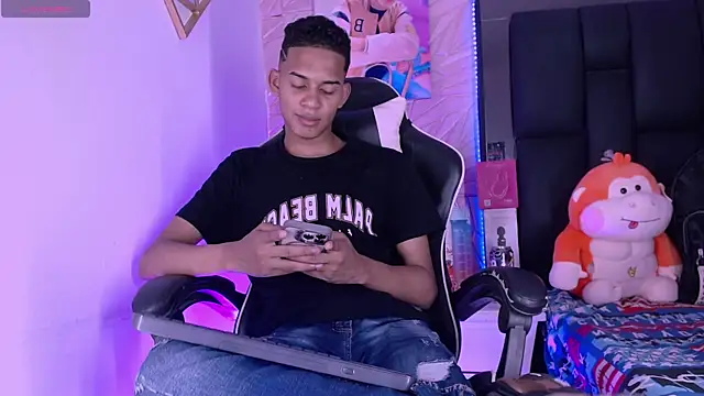 Snapshot of dilan_alfonzo chatting on May 2026 04:09:02 AM dilan alfonzo online show from May 2026 04:09:02 AM