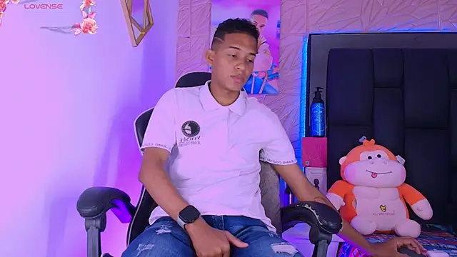 Snapshot of dilan_alfonzo chatting on May 2026 12:22:02 PM dilan alfonzo online show from May 2026 12:22:02 PM