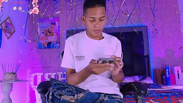 Snapshot of dilan_alfonzo chatting on May 2026 05:18:01 PM dilan alfonzo online show from May 2026 05:18:01 PM