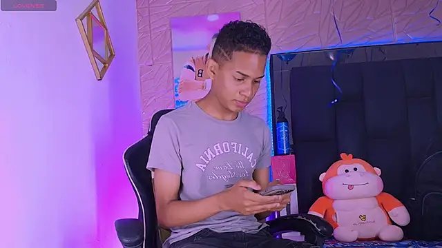 Snapshot of dilan_alfonzo chatting on May 2026 04:12:01 PM dilan alfonzo online show from May 2026 04:12:01 PM