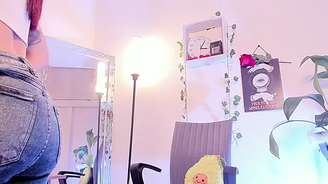 GenesisWhite online show from February 2025 08:10:02 AM