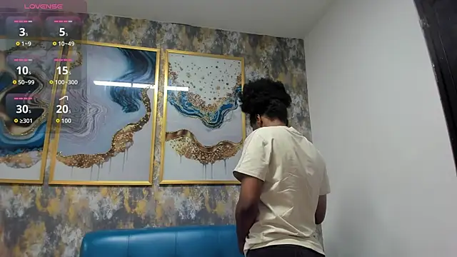 MonicaSchwartz online show from December 2025 08:03:01 PM