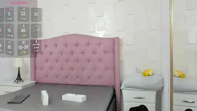 MonicaSchwartz online show from March 2026 08:05:01 PM