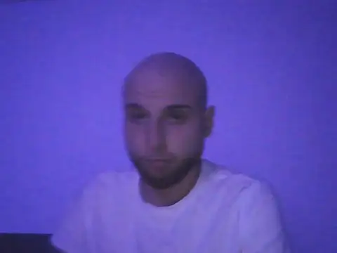 Snapshot of John_86 chatting on November 2025 10:01:01 PM John 86 online show from November 2025 10:01:01 PM