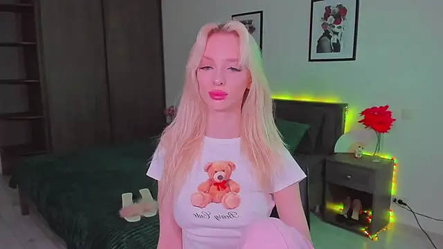 AleksaBlonde online show from February 2025 11:14:02 AM