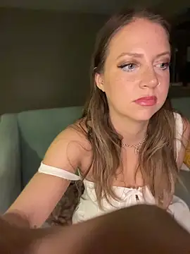 Snapshot of molly_witha_chance chatting on April 2026 12:05:01 AM molly witha chance online show from April 2026 12:05:01 AM
