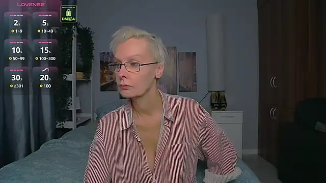 HelgaHimmell online show from December 2024 04:21:02 PM