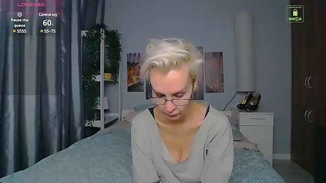 HelgaHimmell online show from December 2024 10:22:01 PM