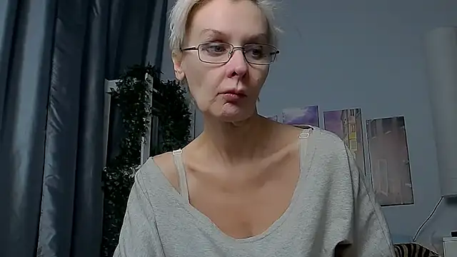 HelgaHimmell online show from January 2025 03:50:02 AM