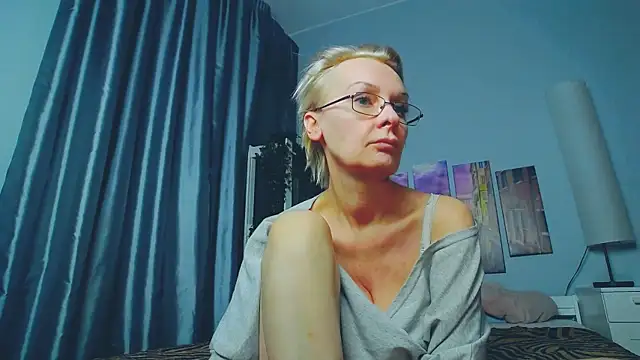 HelgaHimmell online show from March 2025 01:07:01 AM