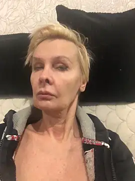 HelgaHimmell online show from November 2025 08:02:02 PM