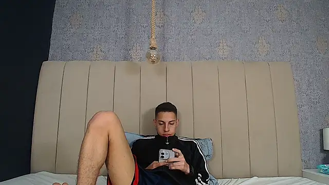 thiago19s online show from December 2024 10:52:02 PM