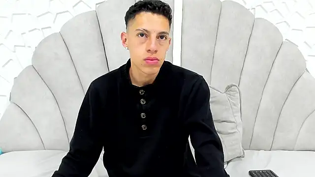 thiago19s online show from March 2025 06:32:01 PM