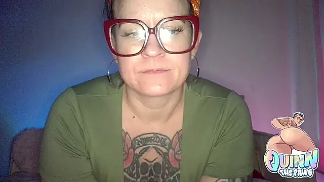 Snapshot of quinnmariexo chatting on November 2025 11:14:01 PM quinnmariexo online show from November 2025 11:14:01 PM