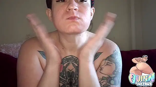 Snapshot of quinnmariexo chatting on November 2025 04:51:01 PM quinnmariexo online show from November 2025 04:51:01 PM