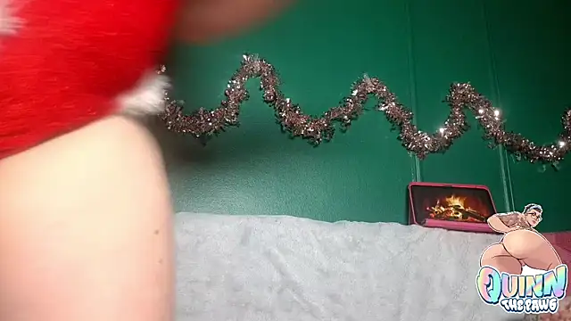 quinnmariexo online show from December 2025 10:29:01 PM