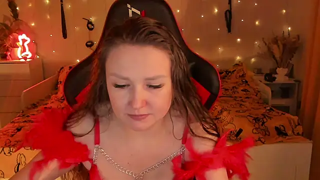 desperatehousewife   online show from October 2025 06:08:01 PM