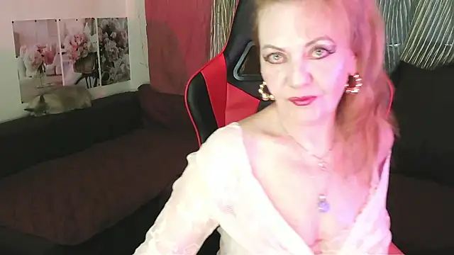 Snapshot of Liset_Monro chatting on June 2026 01:27:01 AM Liset Monro online show from June 2026 01:27:01 AM