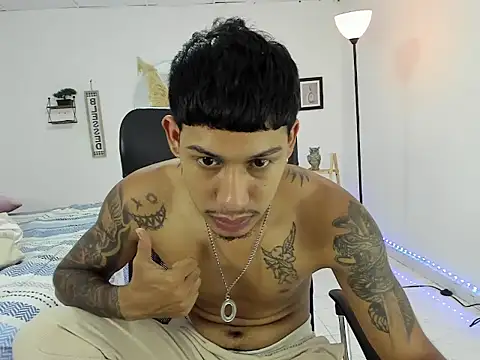 slim master12 online show from February 2026 10:59:02 PM