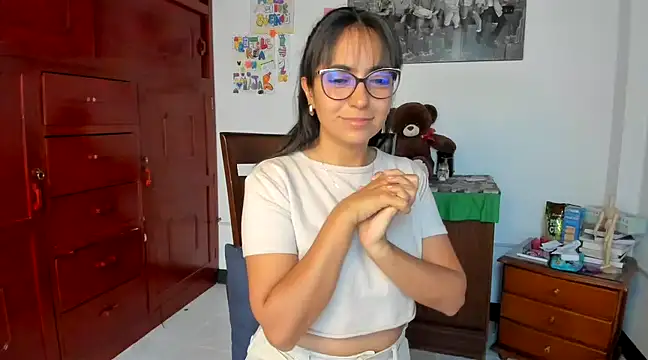 Isabellaa22 1 online show from January 2025 09:30:01 PM