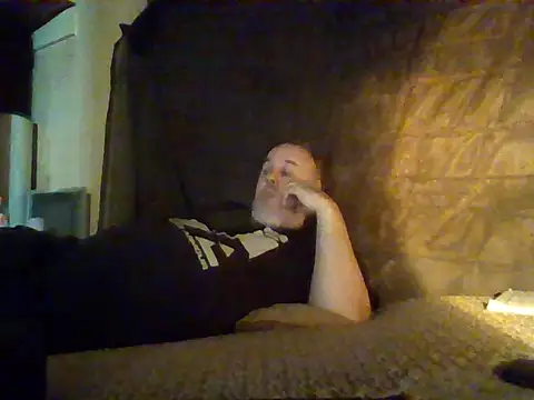 Nightshade7712 online show from September 2025 03:01:01 PM