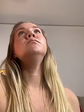 teasecake online show from December 2024 04:42:02 AM