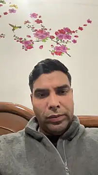 Snapshot of bull_4hottie chatting on December 2025 01:31:02 PM bull 4hottie online show from December 2025 01:31:02 PM