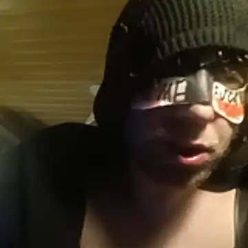 Snapshot of Family666Zombie chatting on April 2026 10:01:01 PM Family666Zombie online show from April 2026 10:01:01 PM