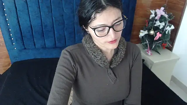 lunazulsj online show from December 2024 06:16:01 PM