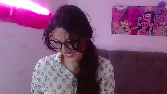 lunazulsj online show from January 2025 05:10:01 PM