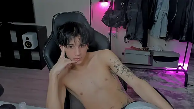 MarkBrowniii online show from February 2025 09:08:02 PM