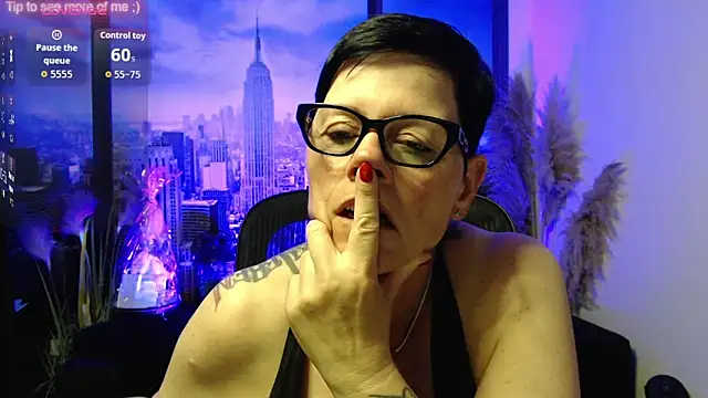 Snapshot of ninarandmann chatting on June 2026 04:31:02 PM ninarandmann online show from June 2026 04:31:02 PM