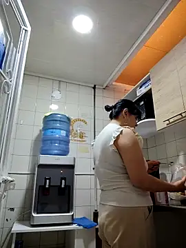 Natasha milf   online show from November 2025 12:40:02 PM