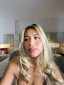 Snapshot of _laura_02 chatting on February 2026 05:06:02 PM laura 02 online show from February 2026 05:06:02 PM