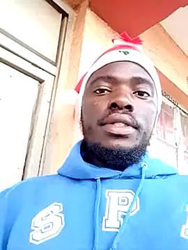 Snapshot of MaskedGQ chatting on December 2024 02:27:02 PM MaskedGQ online show from December 2024 02:27:02 PM