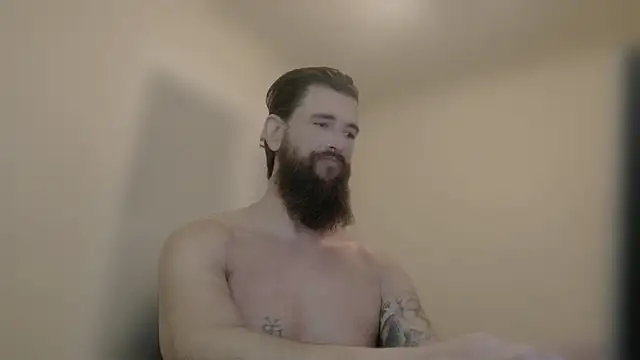 Armyexhibitionistvet online show from November 2025 04:04:01 AM