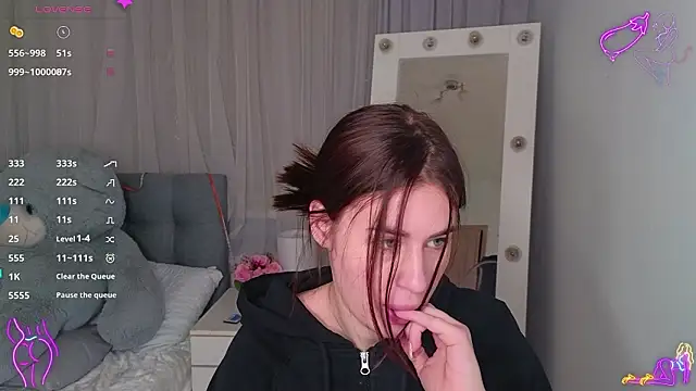 Milkissss online show from January 2026 04:27:01 AM