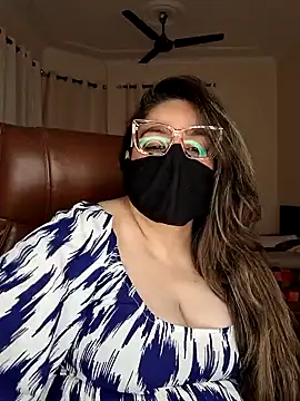 SEXY-Sardarni online show from December 2024 03:55:01 PM