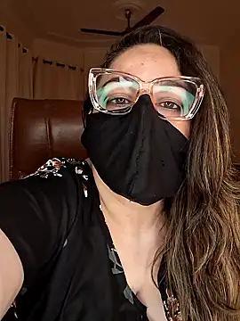 SEXY-Sardarni online show from January 2025 03:49:01 PM