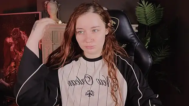 carolina elf online show from February 2025 06:04:01 AM