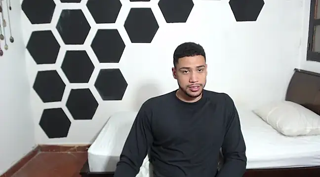 Jhors  Collens online show from February 2025 06:03:01 AM