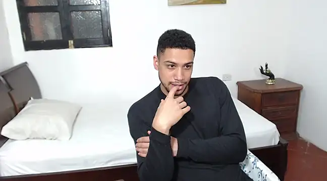 Jhors  Collens online show from February 2025 07:58:02 AM