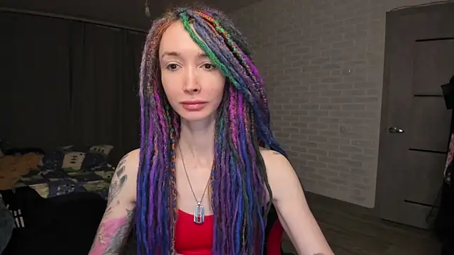 Snapshot of Roxy_Silver chatting on January 2025 08:36:02 PM Roxy Silver online show from January 2025 08:36:02 PM