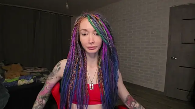 Snapshot of Roxy_Silver chatting on January 2025 07:51:01 PM Roxy Silver online show from January 2025 07:51:01 PM