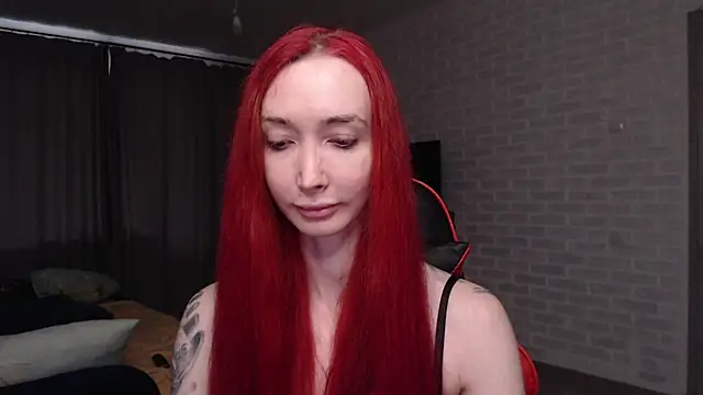 Snapshot of Roxy_Silver chatting on June 2026 09:01:01 AM Roxy Silver online show from June 2026 09:01:01 AM