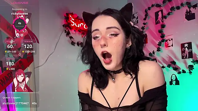 Snapshot of Alice_Succuby chatting on December 2025 07:53:02 PM Alice Succuby online show from December 2025 07:53:02 PM