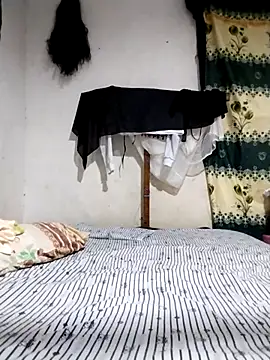 hairyswt pus online show from February 2026 04:22:01 PM