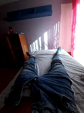 Chofle1 online show from April 2026 04:44:01 PM